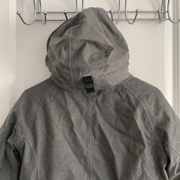 The North Face Winter Coat - Picture 3 of 5